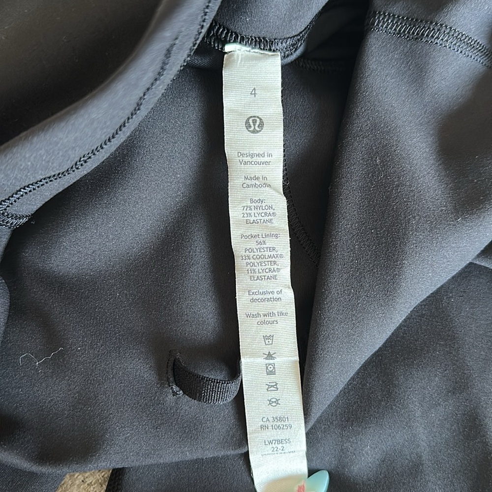 Lululemon Wunder Train High Rise Short 6” - Picture 3 of 3